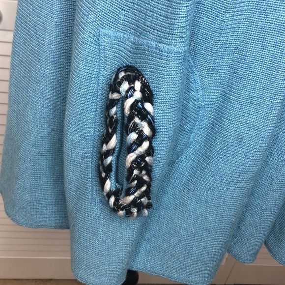 RARE Chanel Cashmere Hooded Turtleneck Cape Small - Picture 3 of 7